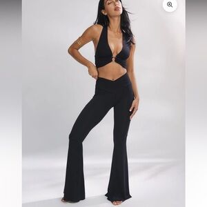 Elegant Black Flare Yoga Pants -Royal Codes